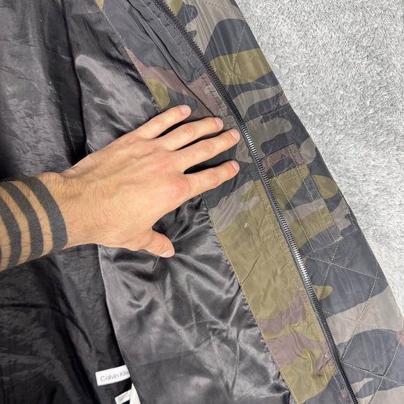 Calvin Klein Jacket Mens Large Quilted‎ Bomber Full Zip Camouflage Streetwear - Picture 6 of 11